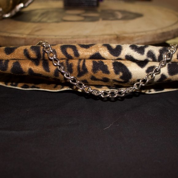 Vintage Trophy Queen Leopard Fur Clutch Sparkle Vinyl Orig $275 RARE Chain Strap - Picture 6 of 11